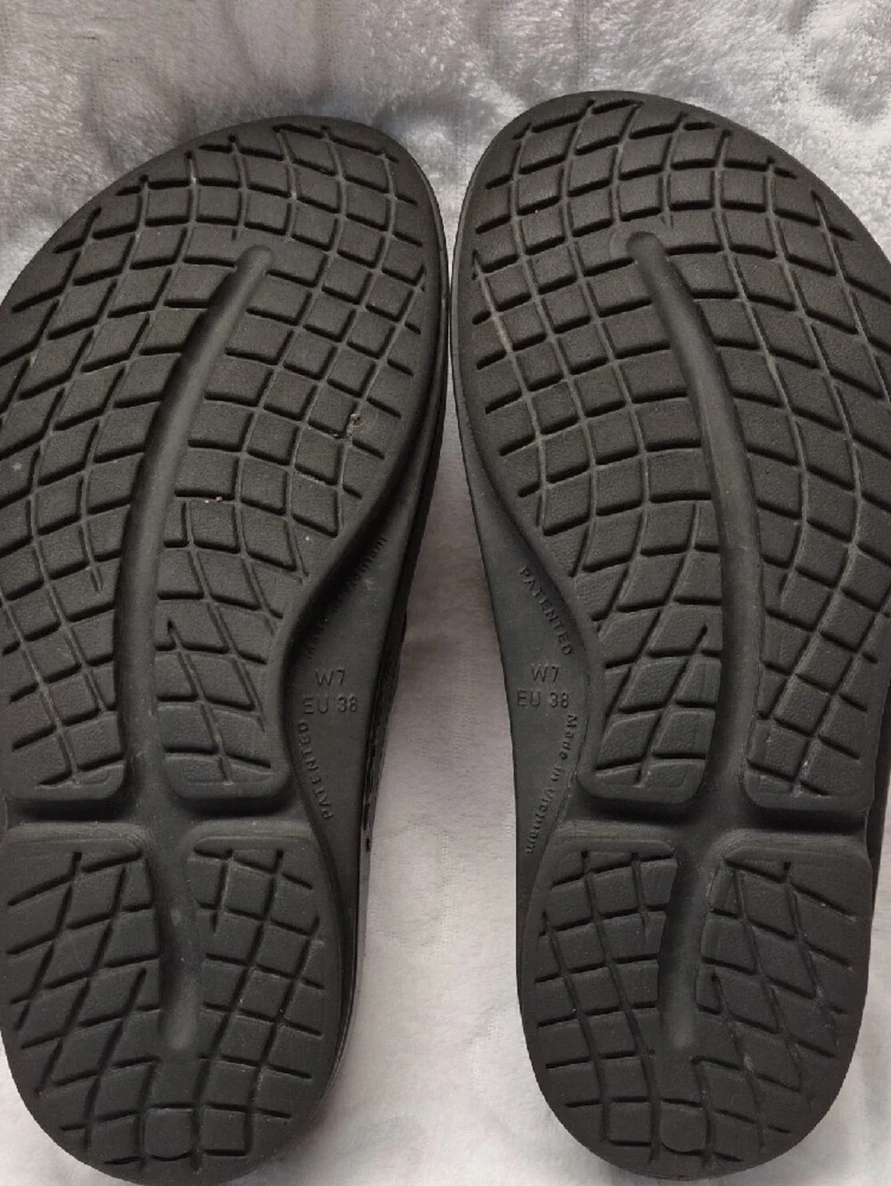 OOFOS comfort focused